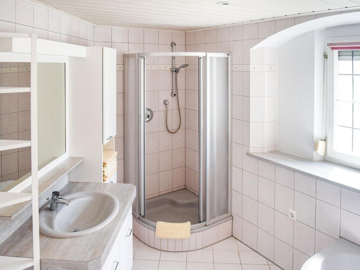 Scenic Apartment In Rattenberg Near Reintaler See Lake Luaran gambar
